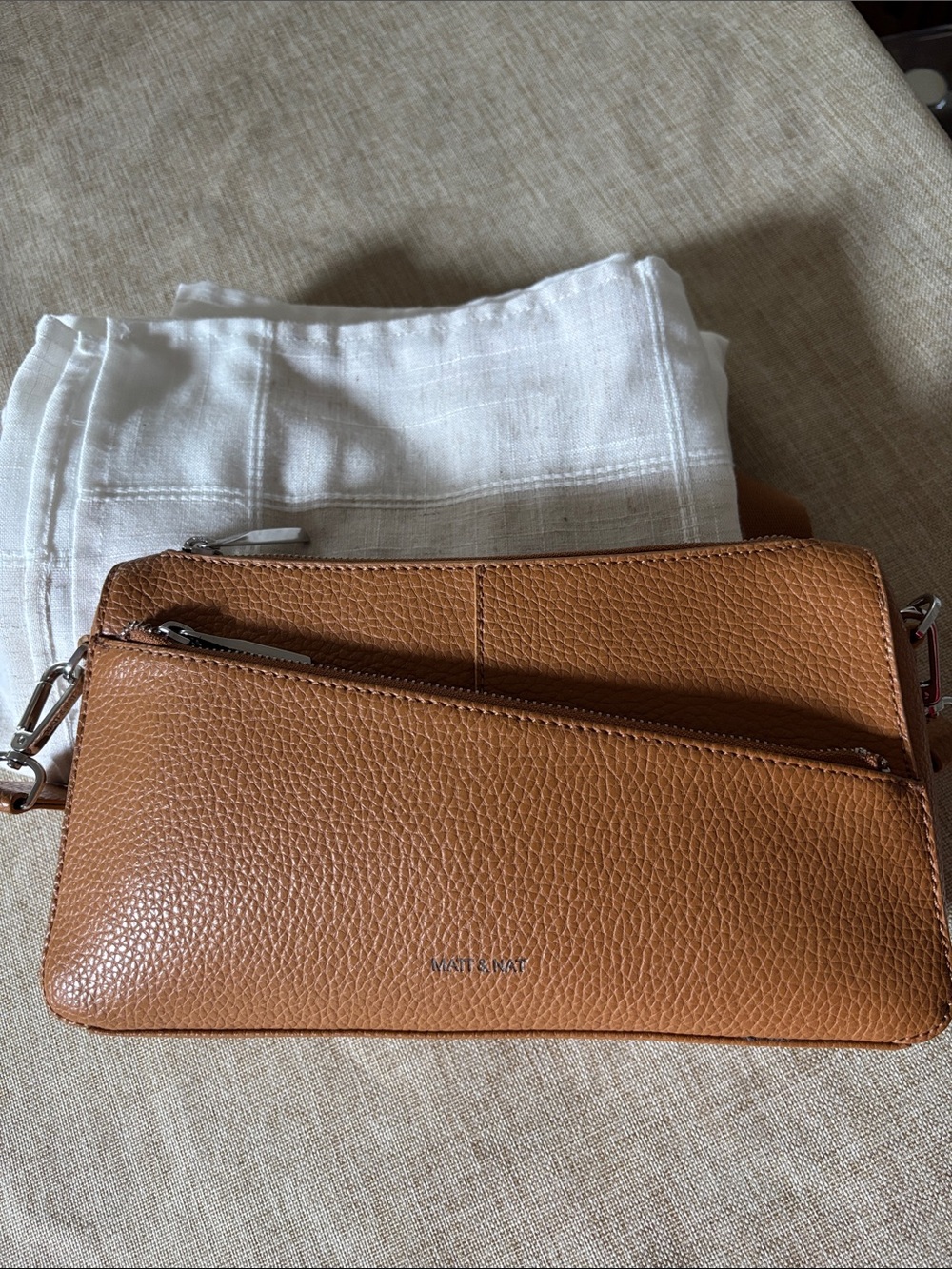 Matt and Nat tan  handbag